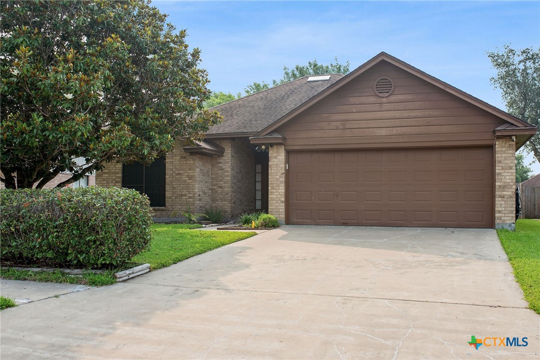 Pecanwood Pl, Port Lavaca, TX 77979