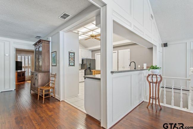 1639 Tanglewood Dr E, House other with 4 bedrooms, 5 bathrooms and null parking in Hideaway TX | Image 9