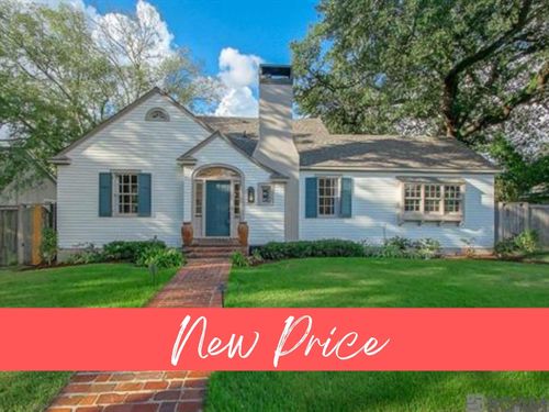 2221 Olive St, Baton Rouge, LA, 70806-6623 | Card Image