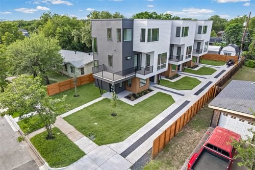 2-100 W Odell St, Austin, TX, 78752-2404 | Card Image