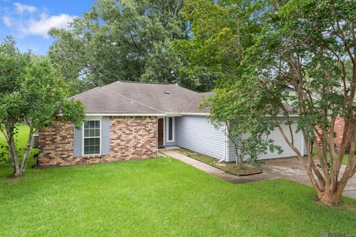10628 Sugar Pine Dr, Greenwell Springs, LA, 70739-5330 | Card Image