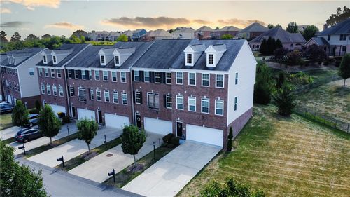 551 Gala Dr, Canonsburg, PA, 15317-3286 | Card Image