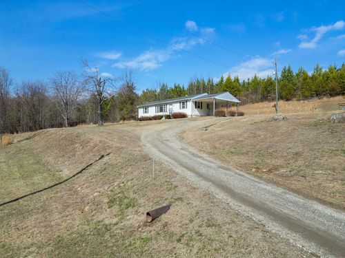 137 Sunnybrook Cir, Bassett, VA, 24055-3278 | Card Image