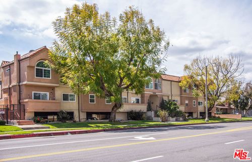 20-11306 Moorpark St, Toluca Lake, CA, 91602 | Card Image