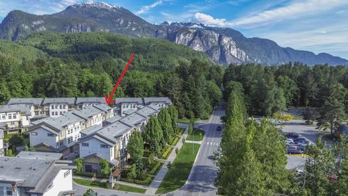59-39548 Loggers Lane, Squamish, BC, V8B0V7 | Card Image