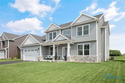1035 Stoneleigh Rd, Perrysburg, OH, 43551-1301 | Card Image