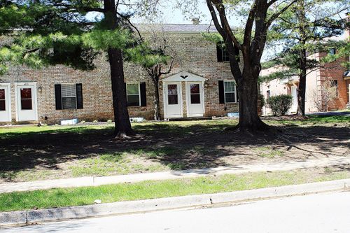 4825-4825 Dierker Road, Upper Arlington, OH, 43220 | Card Image