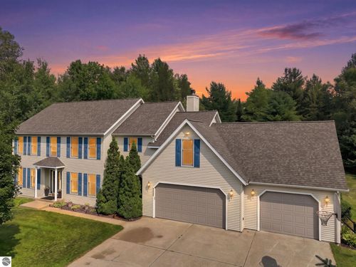 8443 Valley Forge Drive, Cadillac, MI, 49601 | Card Image