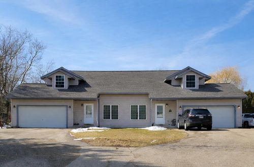 N4583 Hickory Road Road, HUSTISFORD, WI, 53034 | Card Image