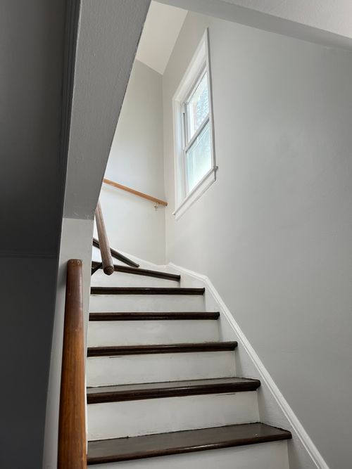 9611 S Chappel Ave, Chicago, IL, 60617-4754 | Card Image