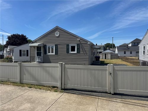 315 Rhode Island Avenue, Pawtucket, RI, 02860 | Card Image