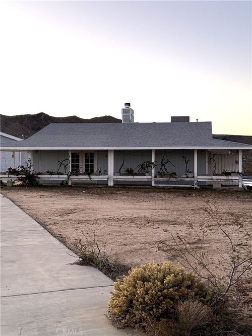 55522 Chaparral Rd, Yucca Valley, CA, 92284-1807 | Card Image