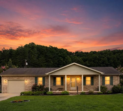43 Brandon Ln, Barbourville, KY, 40906-7213 | Card Image