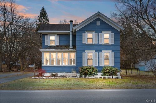 235 Chestnut St, Syracuse, NY, 13212-2201 | Card Image