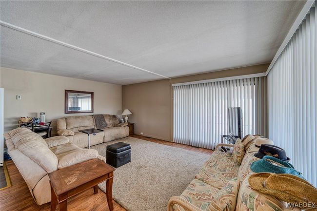 Living Room | Image 8