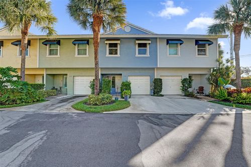 1743 Ne 4th Ave, Fort Lauderdale, FL, 33305-3000 | Card Image