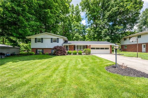 2718 Bahns Dr, Beavercreek, OH, 45434-6606 | Card Image