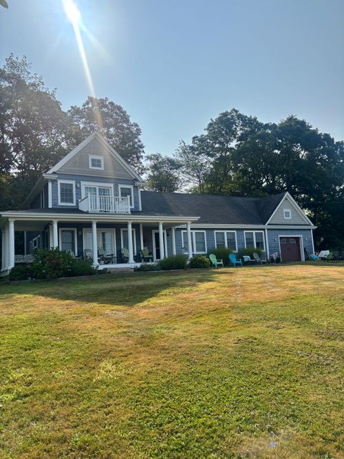 138 Old Black Point Rd, Niantic, CT, 06357-2818 | Card Image