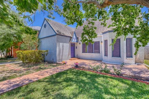 331 Cole St, Corpus Christi, TX, 78404-1927 | Card Image