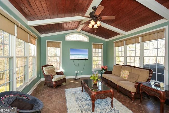 305 Collegiate Dr, House other with 5 bedrooms, 4 bathrooms and 2 parking in Powder Springs GA | Image 20