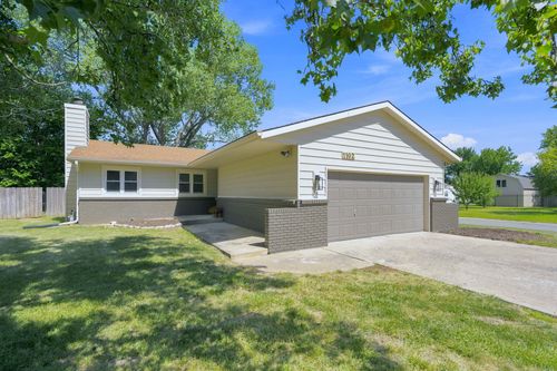 1102 N West St, Rose Hill, KS, 67133-9332 | Card Image