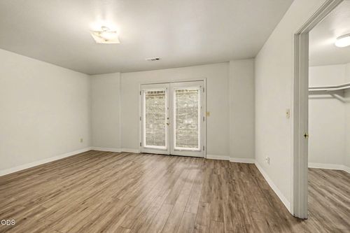 360 Glenn St, Ashland, OR, 97520-1773 | Card Image