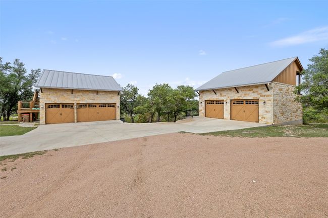 1519 Brushy Top Trl, House other with 3 bedrooms, 3 bathrooms and null parking in Blanco TX | Image 26