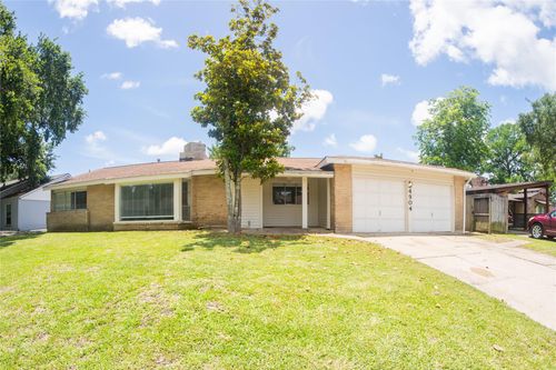 4904 Meadow Lark Ln, Dickinson, TX, 77539-6536 | Card Image