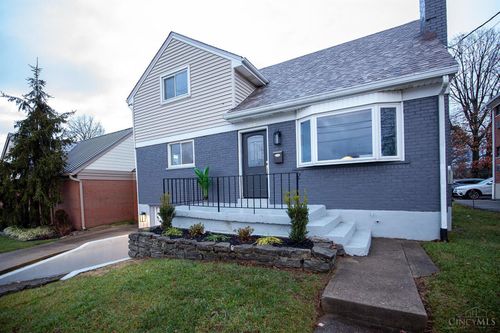 8349 Plainfield Rd, Cincinnati, OH, 45236-2445 | Card Image