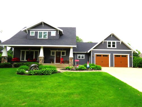 1504 4th St Ne, Willmar, MN, 56201-2192 | Card Image