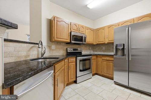 1640-1640 Fallowfield Ct, CROFTON, MD, 21114-1429 | Card Image