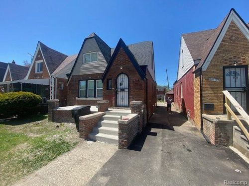 15113 Prest St, Detroit, MI, 48227-2249 | Card Image