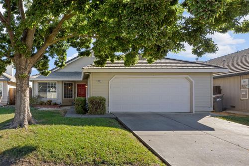 250 Arlington Circle, Woodland, CA, 95695 | Card Image
