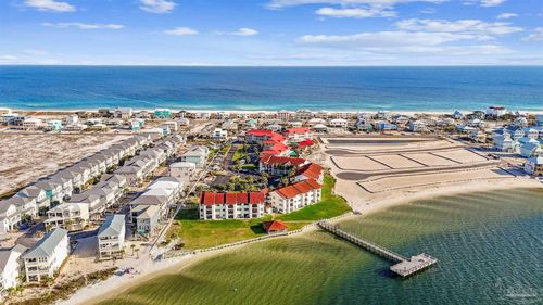 2-203-7453 Sunset Harbor Dr, NAVARRE, FL, 32566-7037 | Card Image