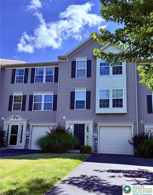 1149 Sparrow Way, Upper Macungie Twp, PA, 18031 | Card Image