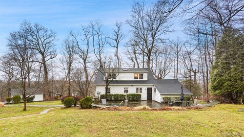 3 Mark Mead Rd, Cross River, NY, 10518-1101 | Card Image