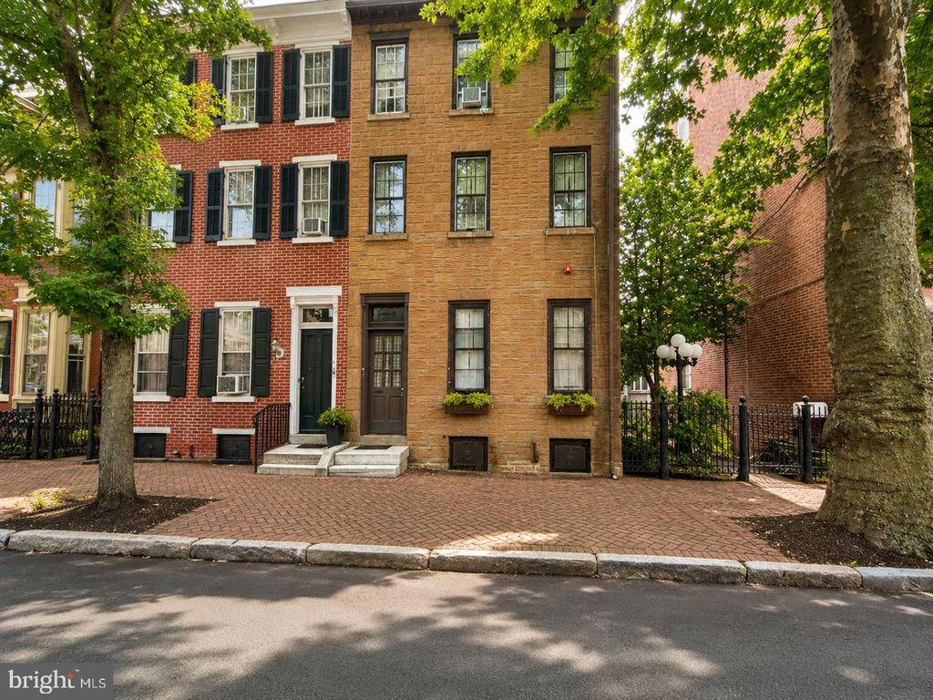 Residential Lease in BURLINGTON 4