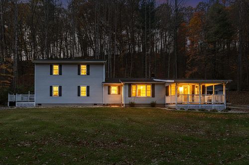 887 Bright Hollow Rd, DEERFIELD, VA, 24432-3012 | Card Image