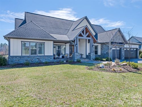 717 Daniel Circle Dr, Mills River, NC, 28759-0118 | Card Image