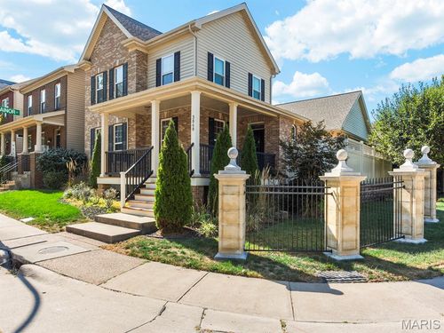 3868 Blow St, Saint Louis, MO, 63116-3006 | Card Image