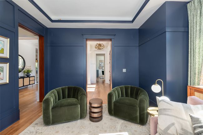Study/Den Blue Room | Image 6