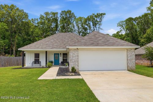 733 Lexington Dr, Florence, MS, 39073-6038 | Card Image