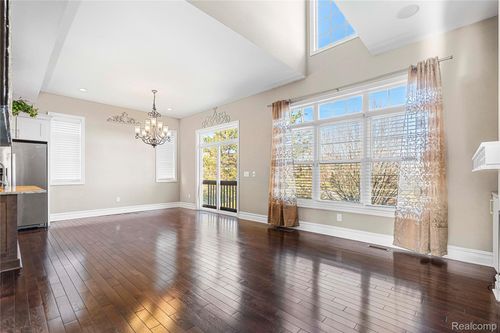 4489 Cedarhill Ct, Auburn Hills, MI, 48326-4318 | Card Image