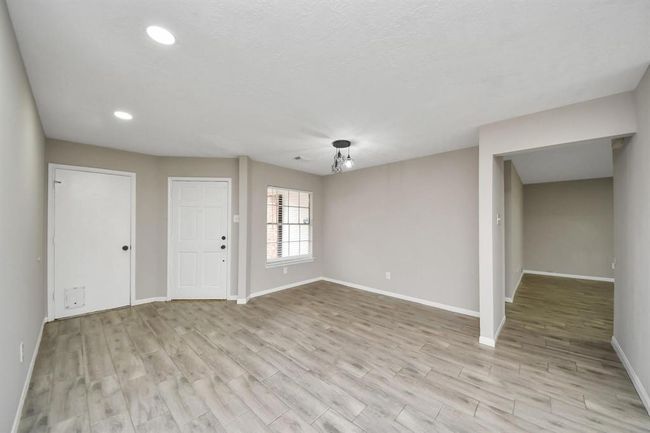 4915 Pecan Grove Dr, House other with 3 bedrooms, 2 bathrooms and 2 parking in Pearland TX | Image 5