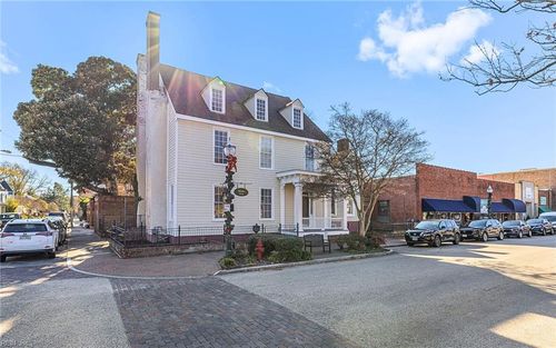 203 Main St, Smithfield, VA, 23430-1324 | Card Image