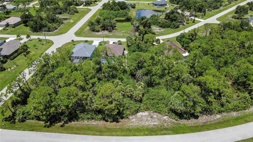 124 Coca Ln, Rotonda West, FL, 33947-3811 | Card Image