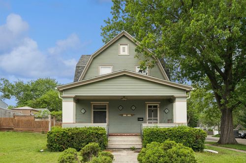 1703 Tremont St, Cedar Falls, IA, 50613-3921 | Card Image