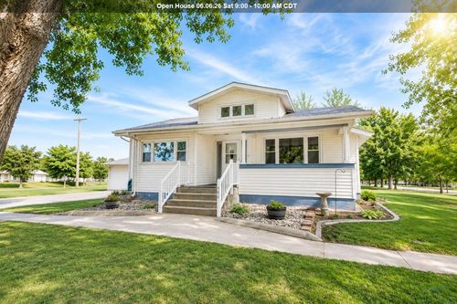 900 Cameo St, Onawa, IA, 51040-1135 | Card Image