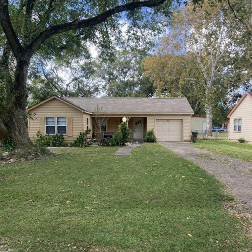1706 Katy Ave, Bay City, TX, 77414-4536 | Card Image