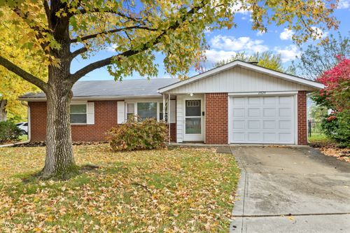 2824 Centre Pkwy, Indianapolis, IN, 46203-5582 | Card Image